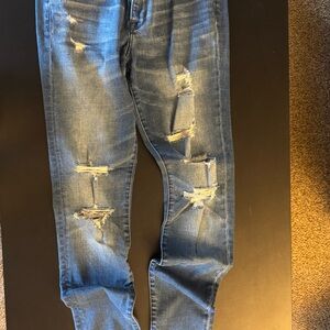 Abercrombie & Fitch women’s Ripped Blue Skinny Jeans